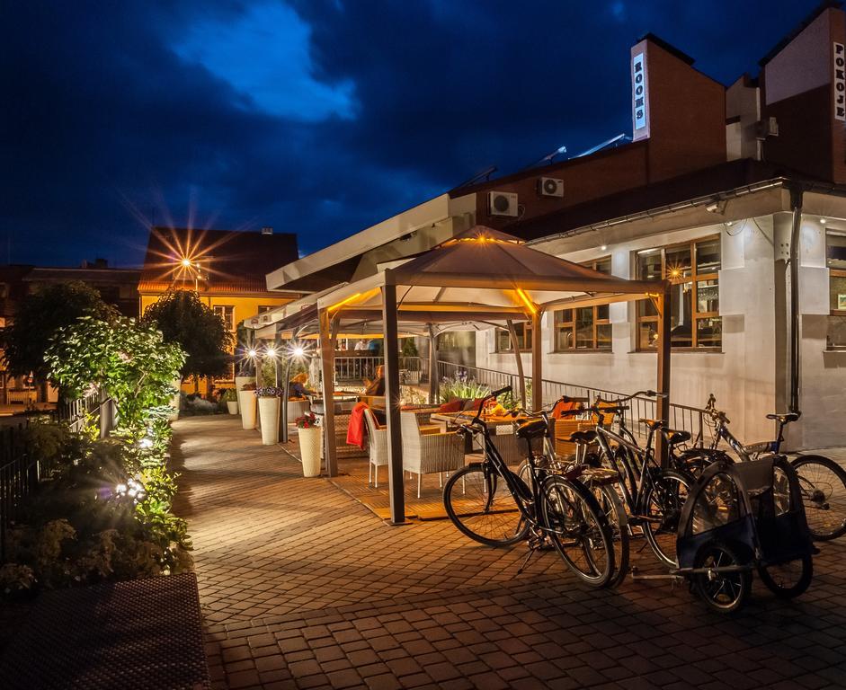 Pod Wzgorzem Bed & Breakfast Frombork Exterior foto