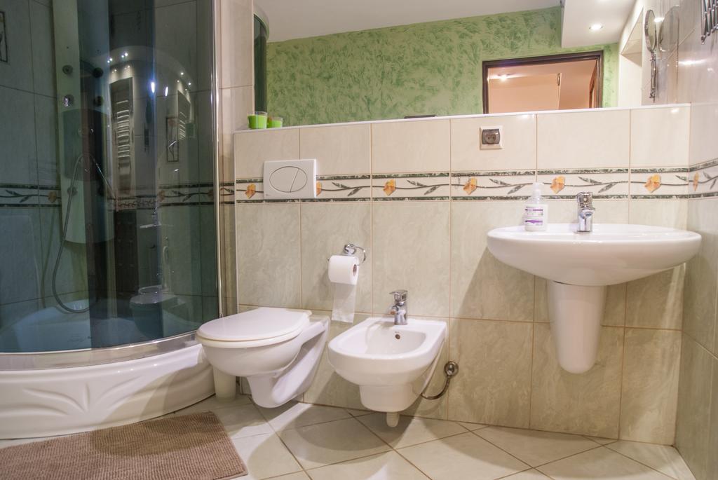 Pod Wzgorzem Bed & Breakfast Frombork Exterior foto