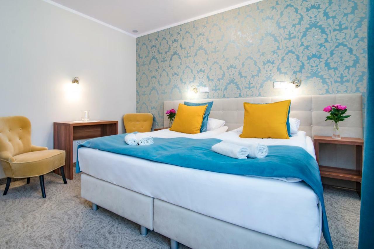 Pod Wzgorzem Bed & Breakfast Frombork Exterior foto