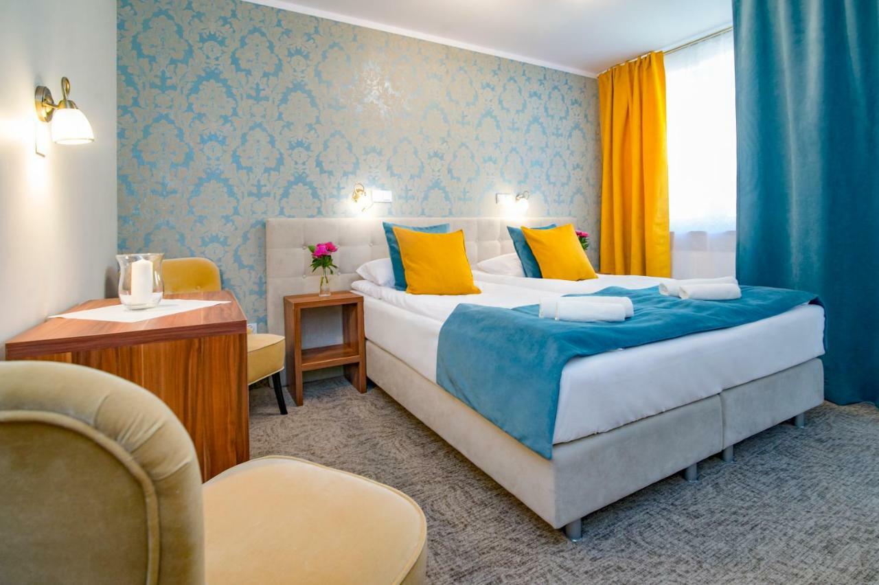 Pod Wzgorzem Bed & Breakfast Frombork Exterior foto