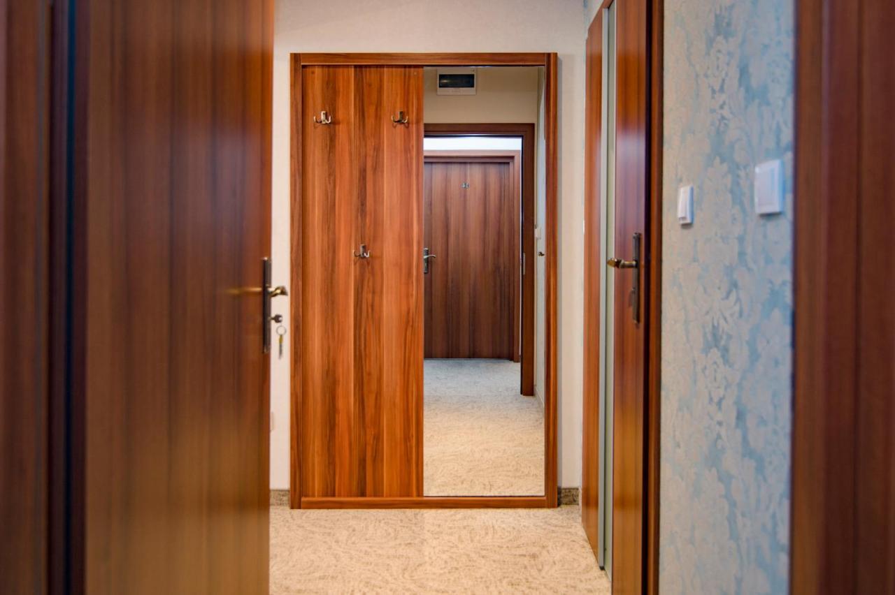 Pod Wzgorzem Bed & Breakfast Frombork Exterior foto